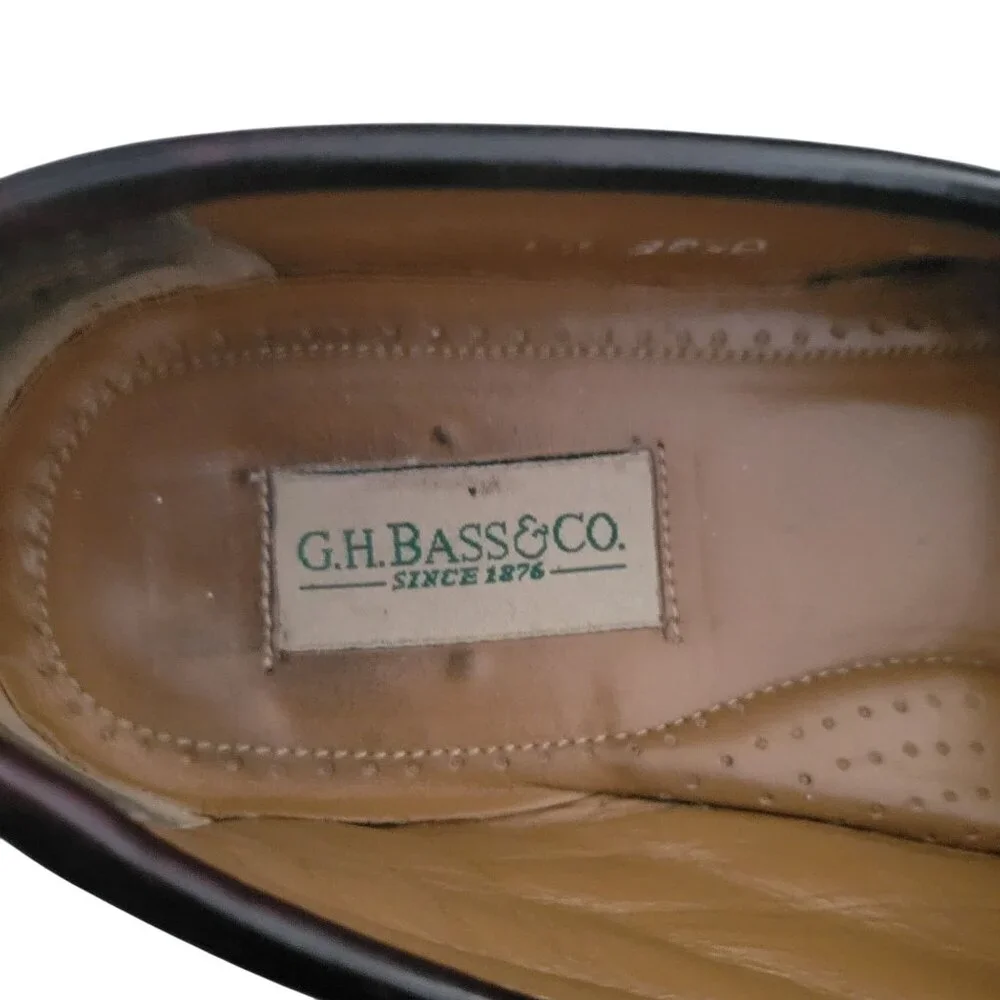 G.H. Bass & Co. men's Black Leather Loafers With Tassels Size 10.5 Made In Brazi